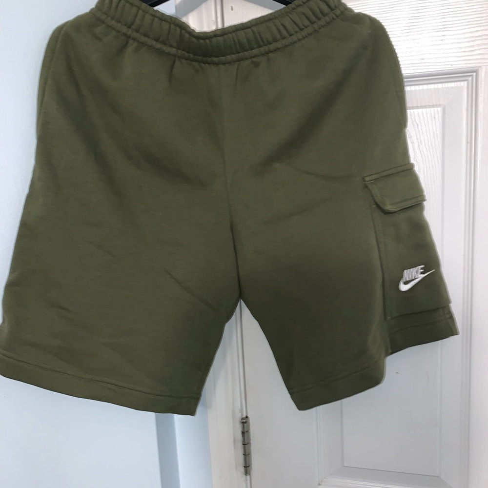 Green Nike cargo shorts